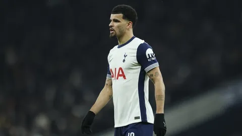 程帅澎送出15分10助攻，陆文博得分14分，马奇豪取32分8板6助，浙江队轻取宁波